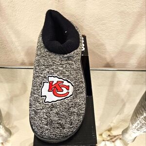 - Kansas Cheifs NFL FOCO Men's Team Cup Slippers Gray/Red/Yellow Sz 13-14